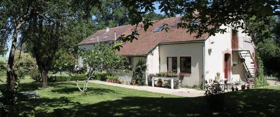 Cottage pour 2 personnes, avec jardin à Limoise