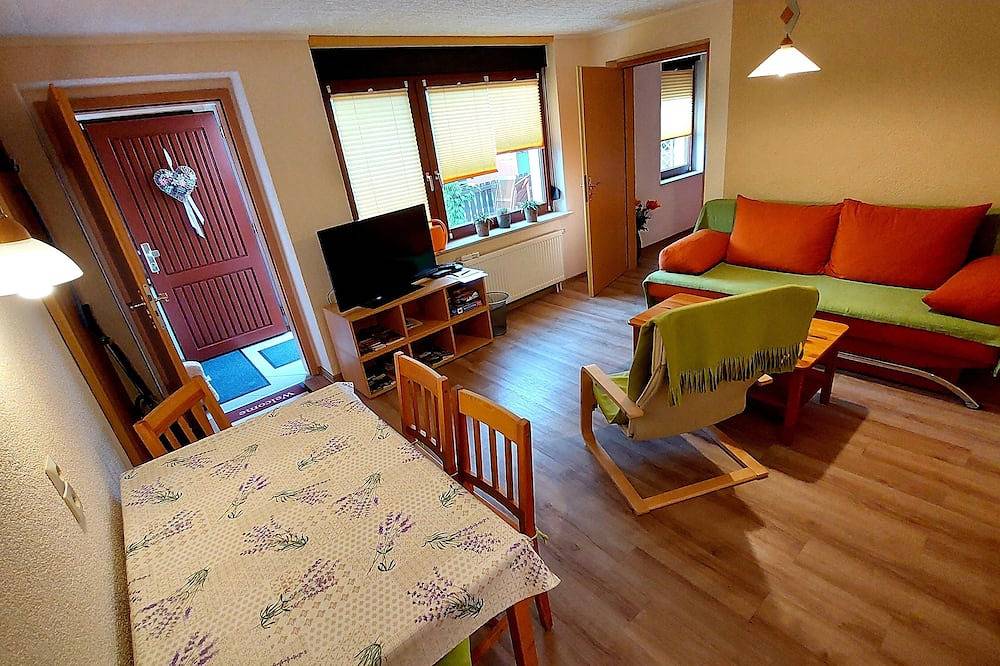 Ganze Wohnung, Fewo bis 3 P. in Bad Schandau ab 52 €/Nacht inkl. Endreinigung, Parkplatz, Wlan in Krippen, Bad Schandau