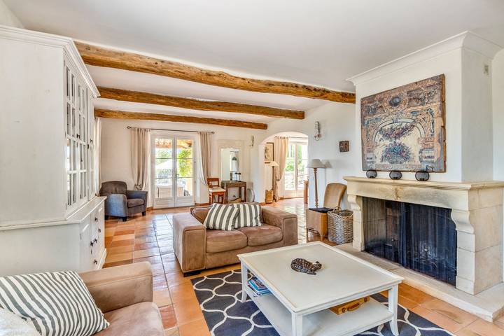 Location de vacances pour 10 personnes, avec jardin et terrasse à Tourtour - 3