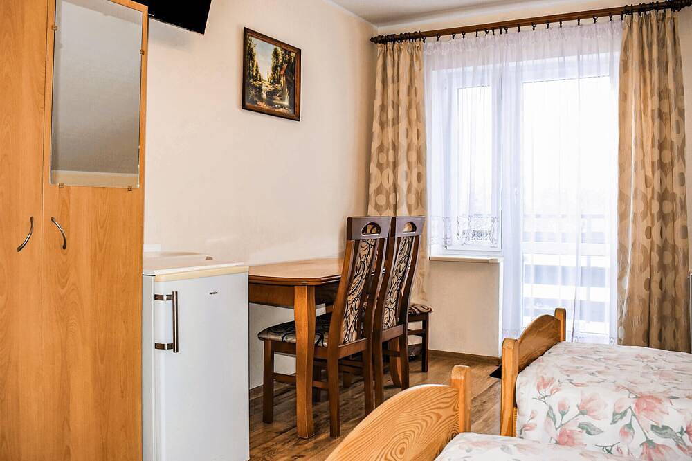 Ganze Wohnung, Schöne Ferienwohnung in Chmielno mit Wlan in Chmielno