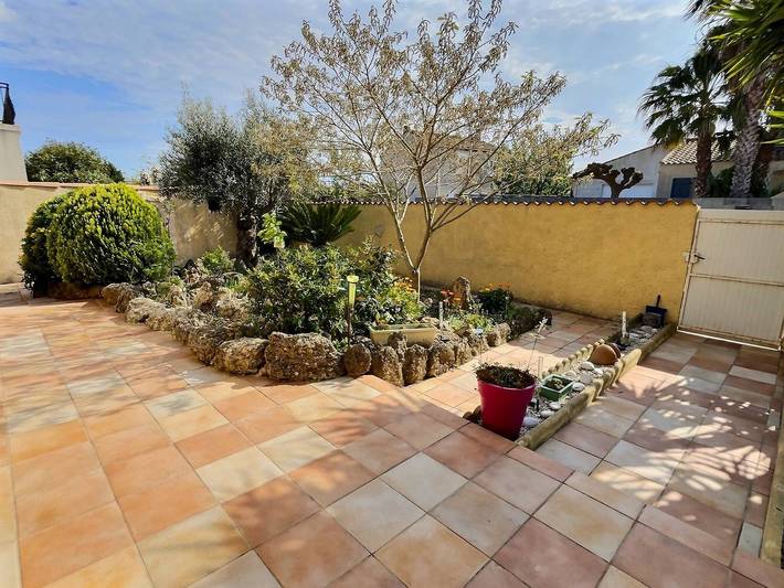 Gîte pour 8 personnes, avec jardin et piscine à Vendres - 2