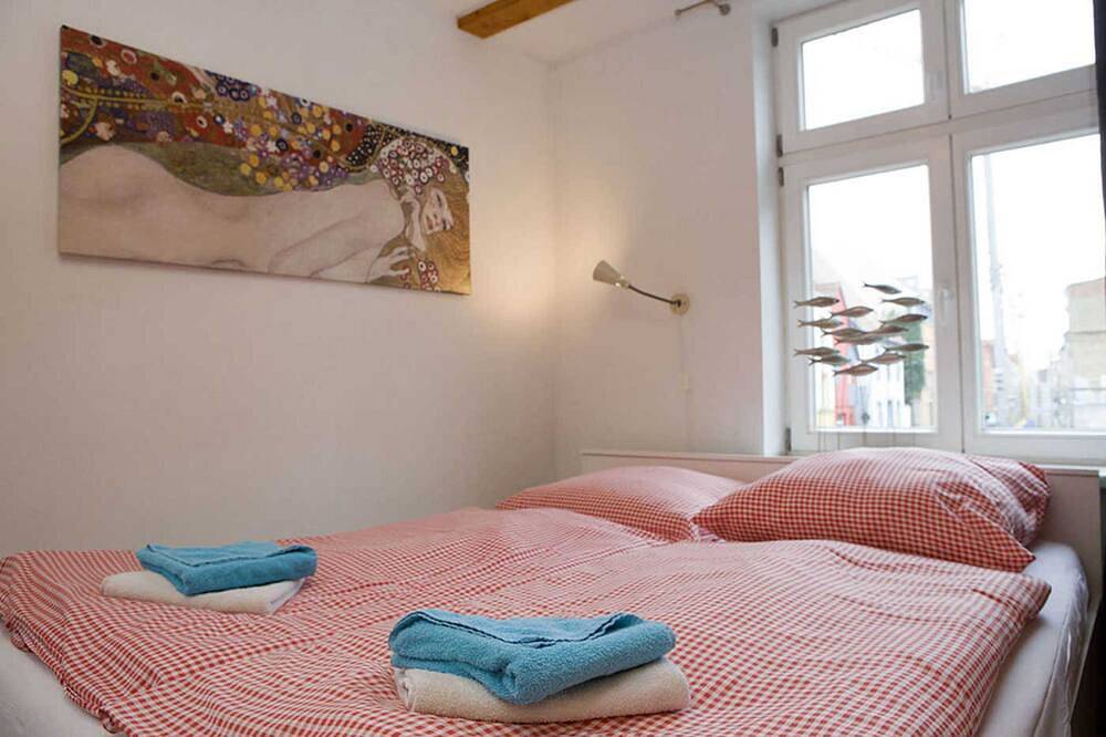 Ganze Wohnung, Westwind, 1. Og Langenstr. 41a - Gohr- Ferienwohnungen in Ozeaneum Stralsund, Stralsund