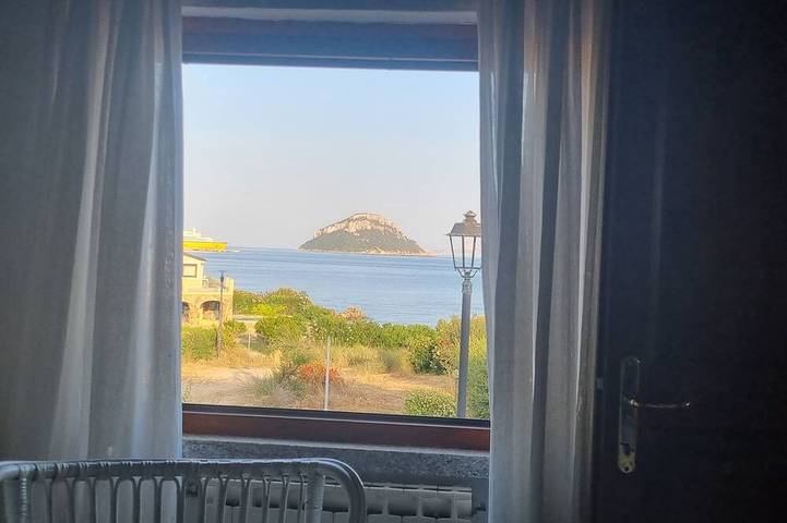 Villa per 8 persone, con giardino e terrazza nonché idromassaggio in Golfo Aranci