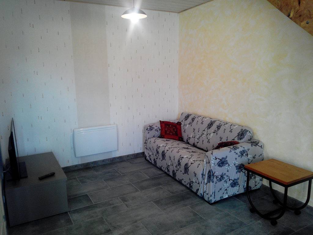 Gîte Les Kiwis in Gémozac, Région de Saintes