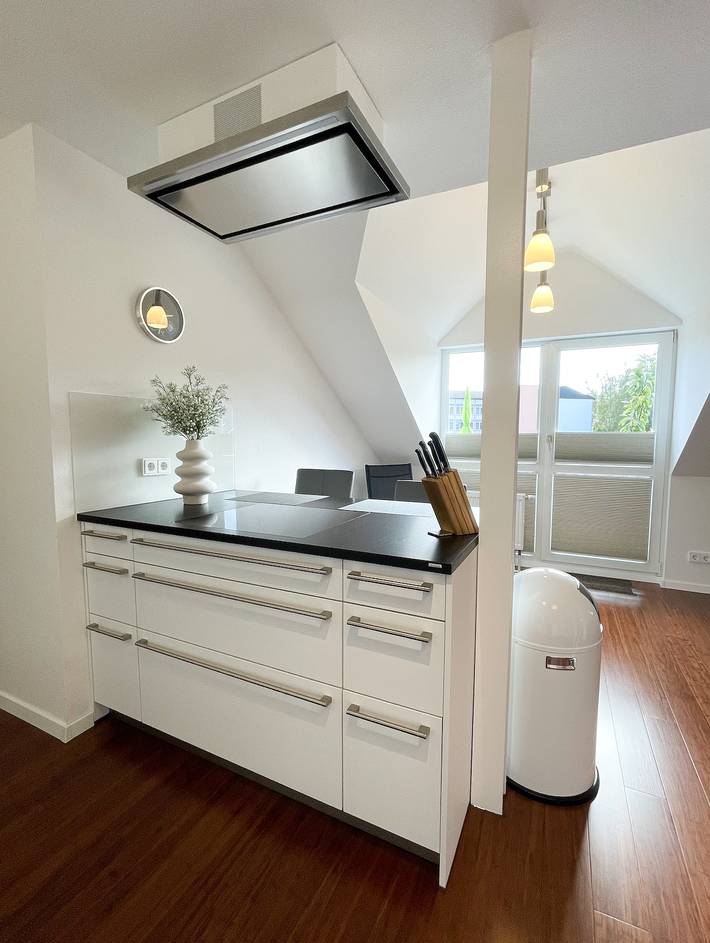 Ganze Wohnung, Ferienwohnung am Alexbad - Moderne Ferienwohnung am Alexbad mit Südbalkon in Bad Alexandersbad, Landkreis Wunsiedel im Fichtelgebirge