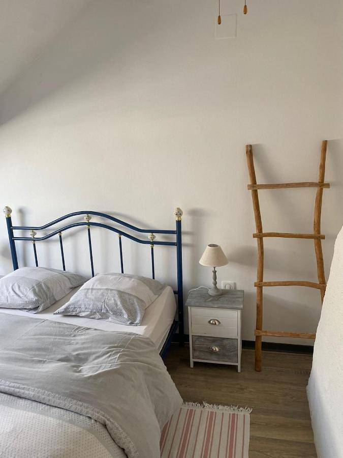 Location de vacances pour 8 personnes, avec piscine ainsi que terrasse et vue, adapté aux familles à Buanes - 3