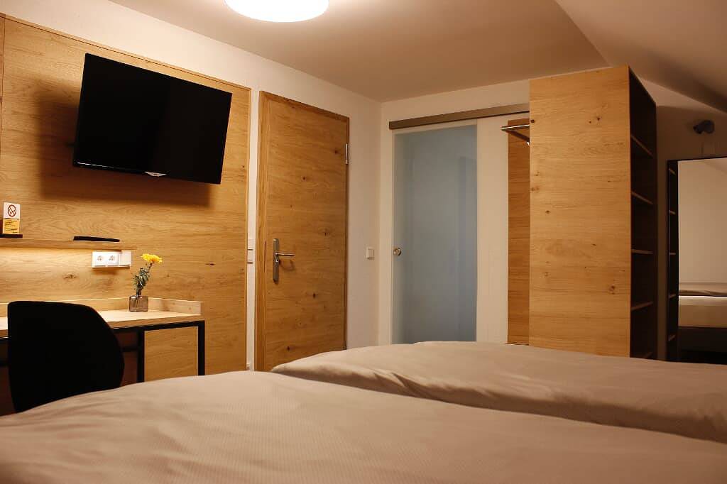Gasthof Kondrauer Hof - Doppel oder Dreibettzimmer in Waldsassen, Ostbayern