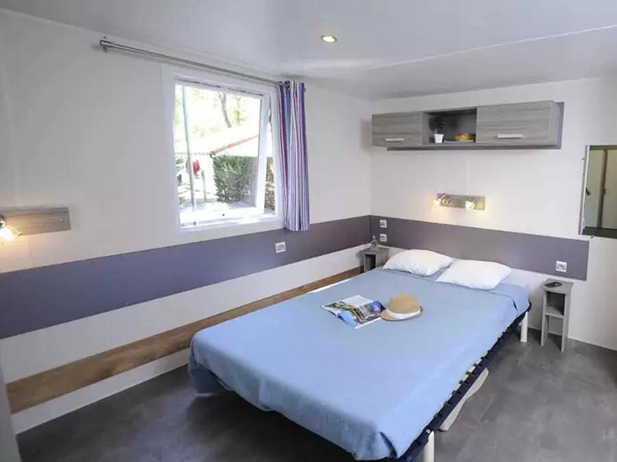 Camping Domaine de la Marina - Mobilhome 6 personnes - Mobil-home | Comfort | 2 Ch. | 4/6 Pers. | Terrasse surélevée | Clim. | Tv in Messanges, Côte d’Argent