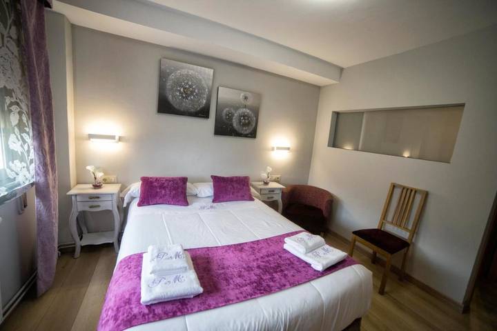 Maison d’hôte pour 5 personnes, avec jardin et vue dans O Pedrouzo