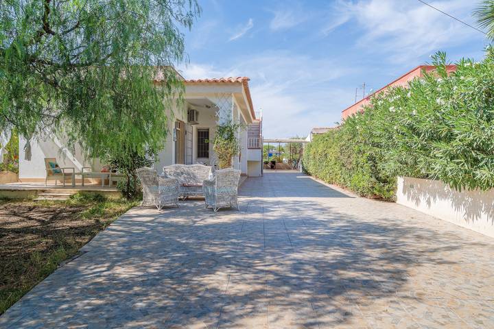 Casa vacanza per 6 persone, con Giardino a Marzamemi