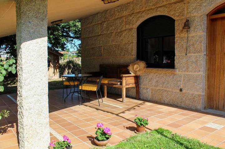 Casa de vacaciones para 6 personas, con vistas y jardín, Se admiten mascotas - 1
