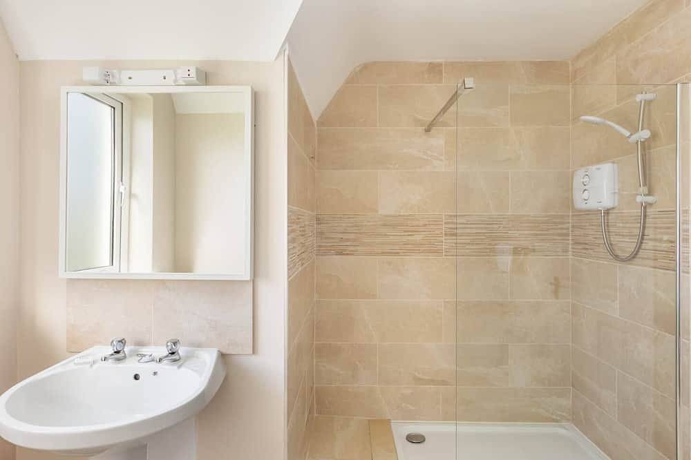 The Links 17, Amazing Location- Food, Drinks, Surf, & Golf!-17 in Lahinch, County Clare