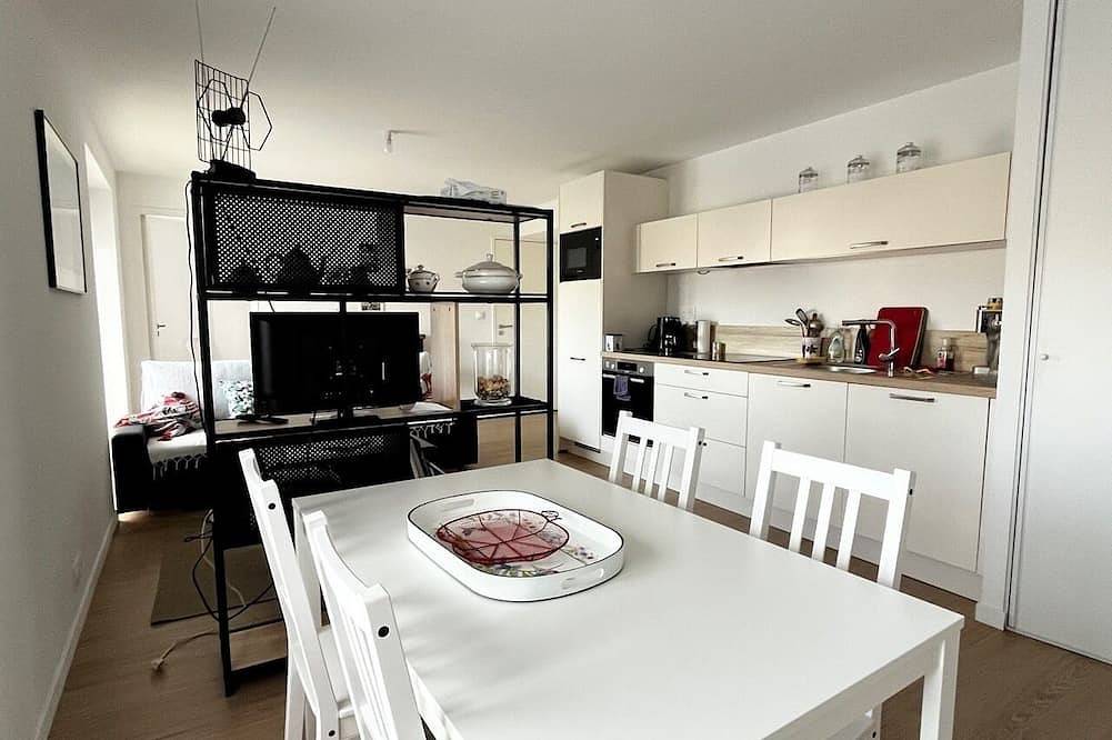 Appartement entier, Appartement Type T2 Neuf Dans Residence De Standing  Plage à 10min à pied in Plounéour-Trez, Région de Brest