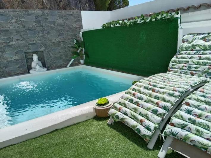 Casa rural para 4 personas, con Terraza además de Jardín y Piscina en Olvera