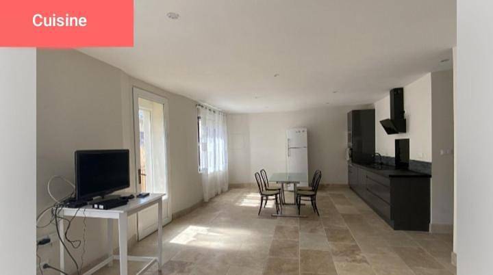 Location de vacances pour 5 personnes, avec terrasse et vue à Saint-André-de-Majencoules - 3