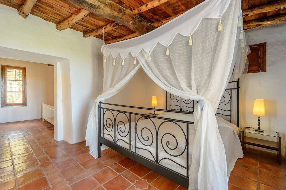 Beautiful private Finca in a great location in Roca Llisa, Santa Eulària des Riu