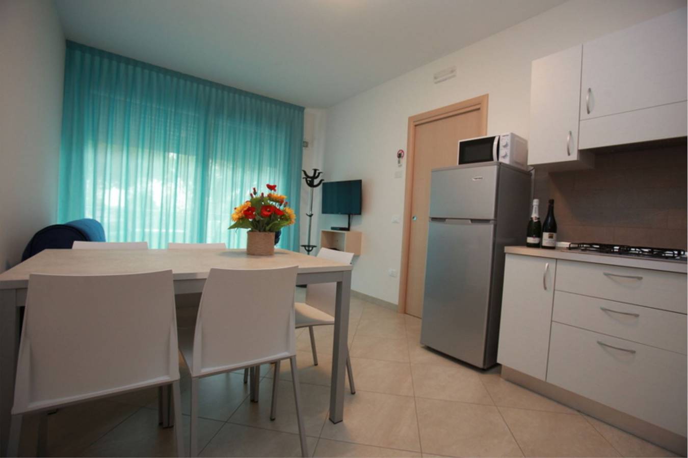 Ganze Ferienwohnung, Ferienwohnung für 6 Personen mit Terrasse in Rosolina Mare, Polesine