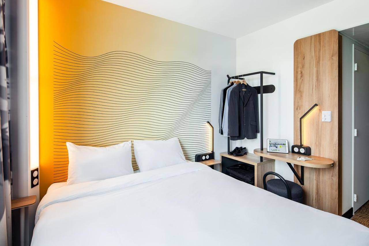Triple Room in Cergy, Val-d'Oise