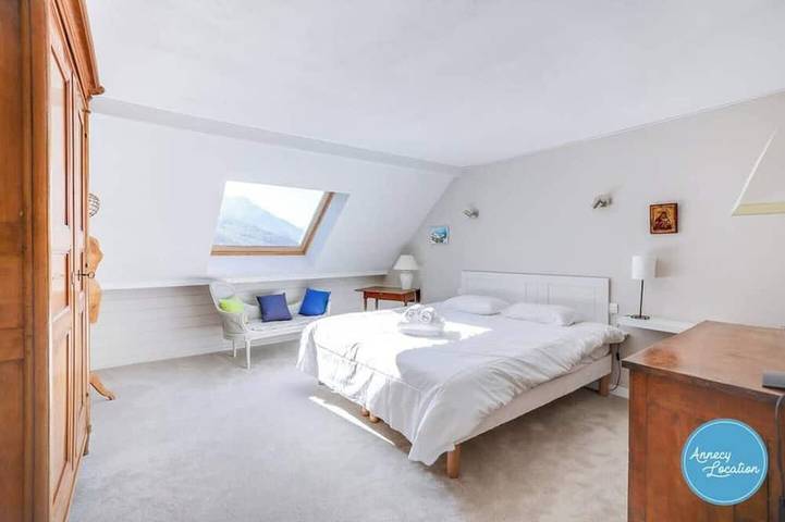 Villa pour 11 personnes, avec jardin et terrasse, animaux acceptés à Talloires - 4