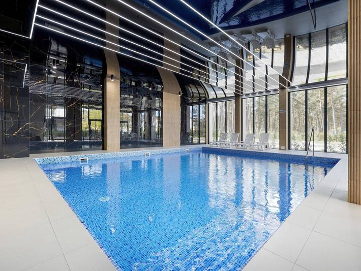 Ferielejlighed for 4 personer, med pool og balkon i Polen