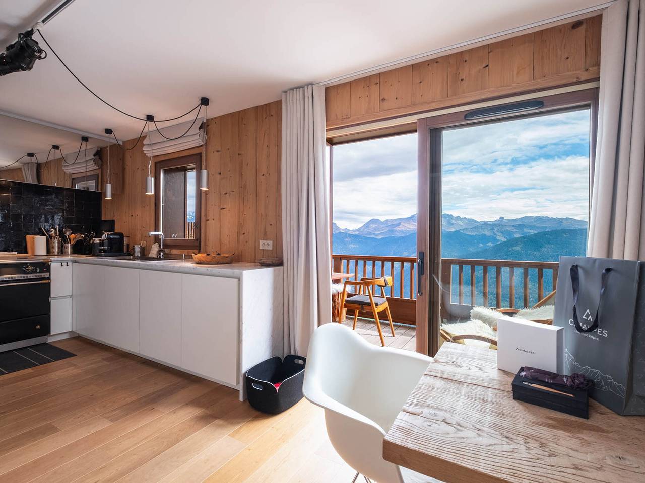 Appartement entier, Duplex ski aux pieds avec piscine et parking, 3 chambres in Villard-sur-Doron, Région d'Albertville