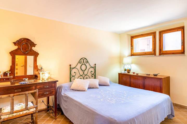 Appartamento intero, Naxos Seaside Apt with Gardens, Parking and Pool in Recanati (Sicilia), Giardini-Naxos