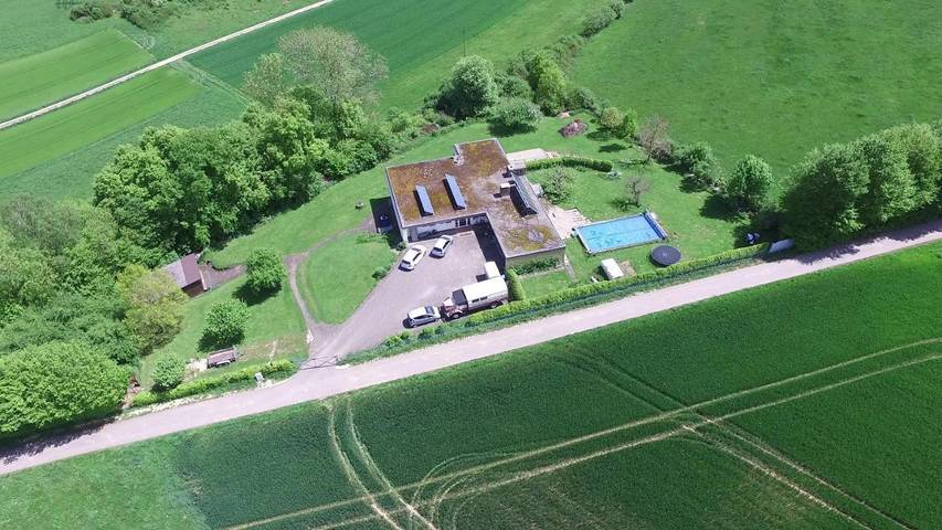 Appartement de vacances pour 7 personnes, avec Balcon et Terrasse ainsi que Jardin et Piscine à Heidenheim