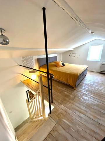 Gîte pour 3 personnes, avec jardin à Bagard