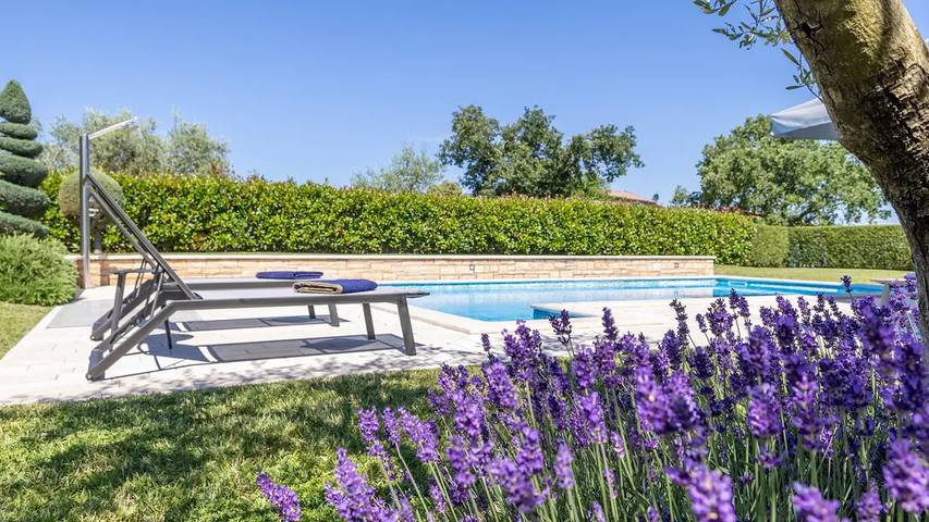 Villa pour 8 personnes, avec jardin et piscine, animaux acceptés à Selina - 3