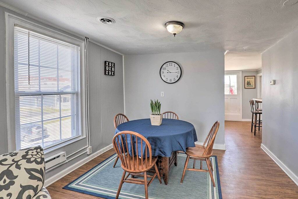 Ganze Wohnung, Downtown Canandaigua Apt: 1 Mi to Lake & Pier! in Canandaigua, Canandaigua Lake