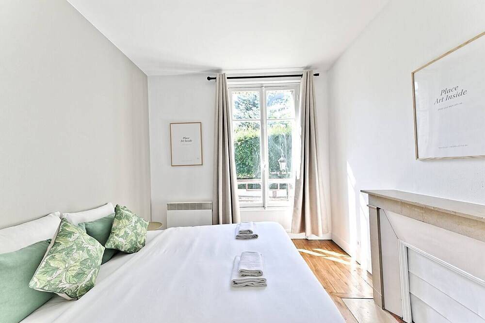 Entire apartment, Spacious and peaceful apartment Magnificent view in Puteaux, Hauts-de-Seine