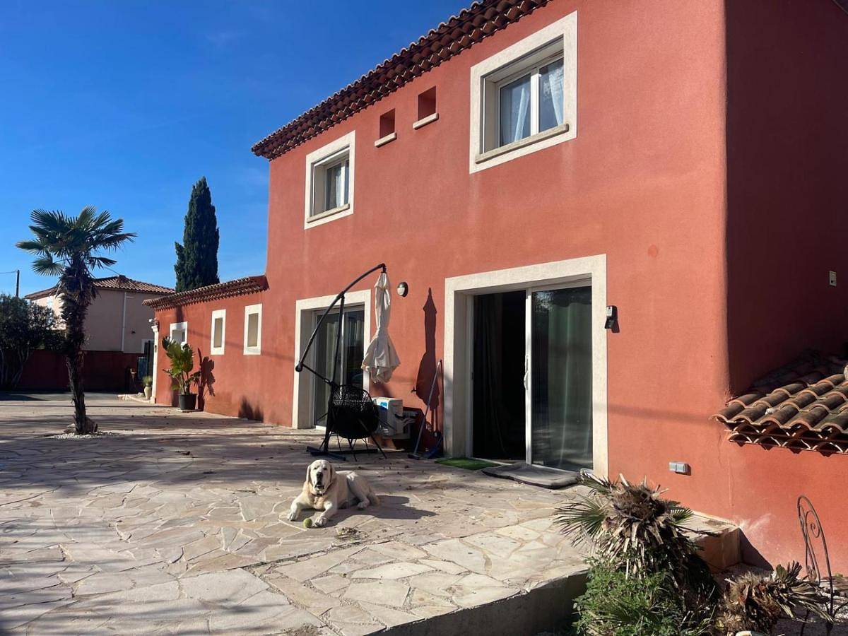 Studio with Terrace in Gignac-la-Nerthe, Côte méditerranéenne (France)