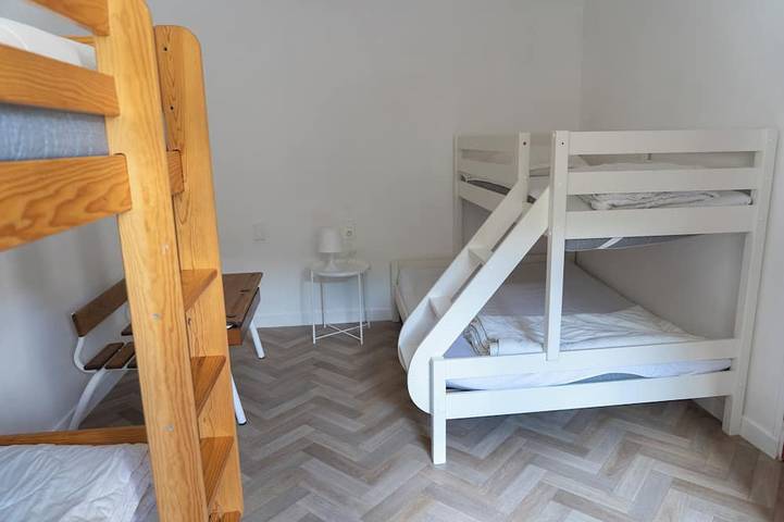 Location de vacances pour 6 personnes, avec balcon, animaux acceptés à Saint-Bonnet-près-Orcival - 3