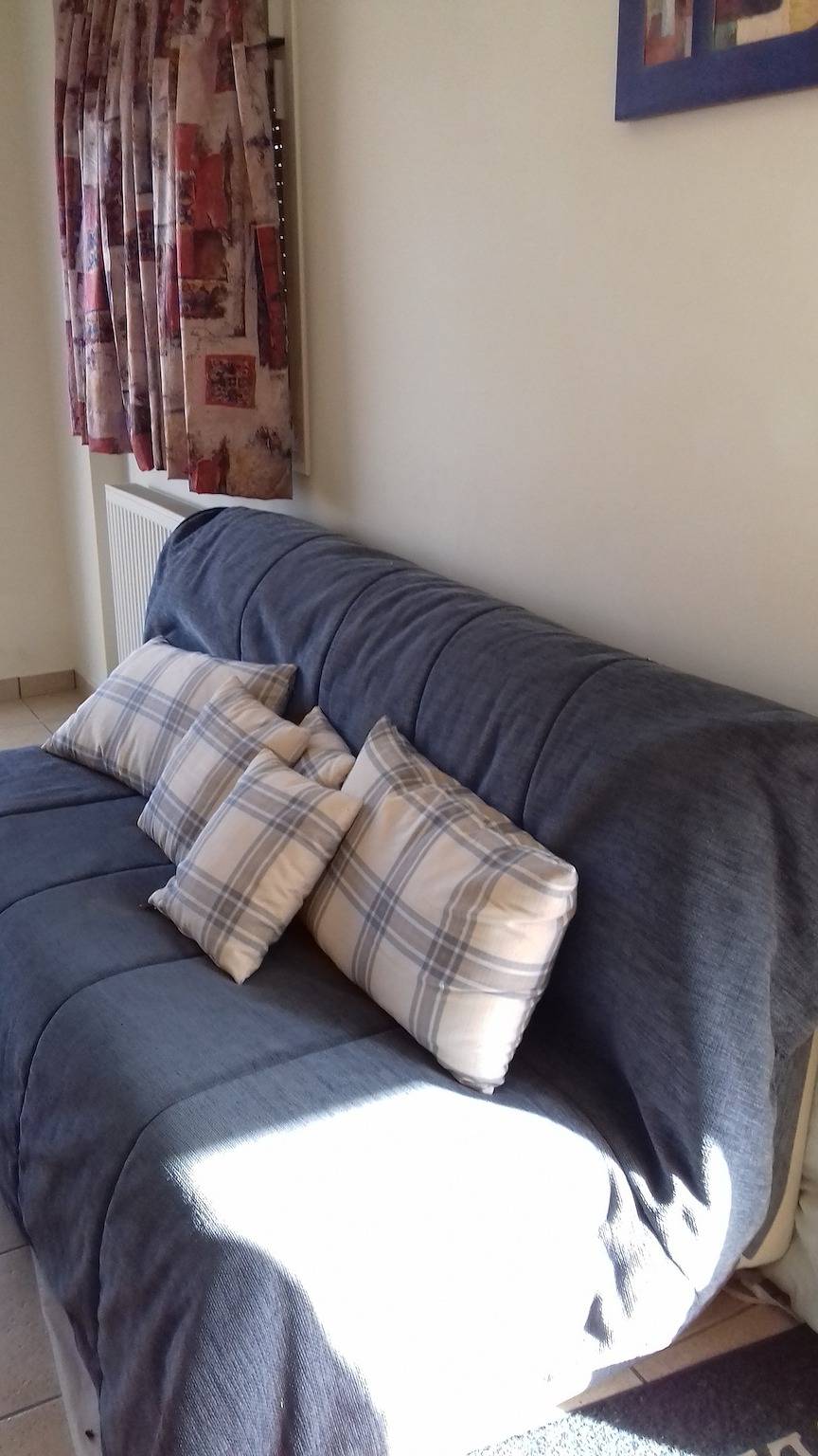 Charmantes Haus in Kiato mit Meerblick in Kiato, Korinthia