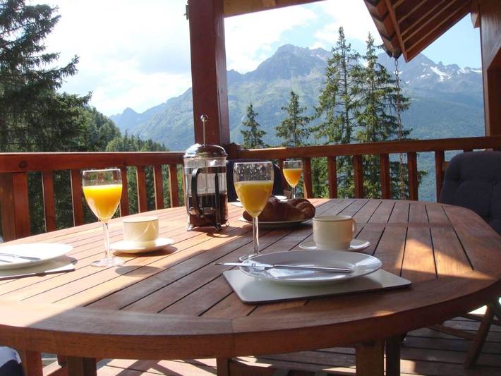 Chalet pour 8 personnes, avec jardin et vue