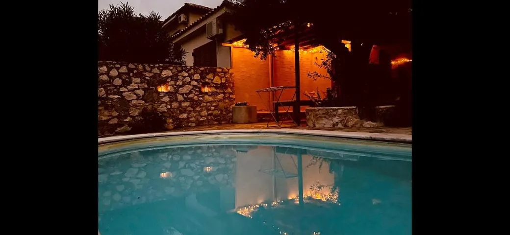 Villa for 2 people, with view and pool as well as garden - 1