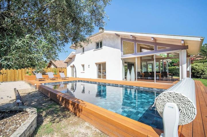 Villa für 15 Personen, mit Whirlpool und Garten