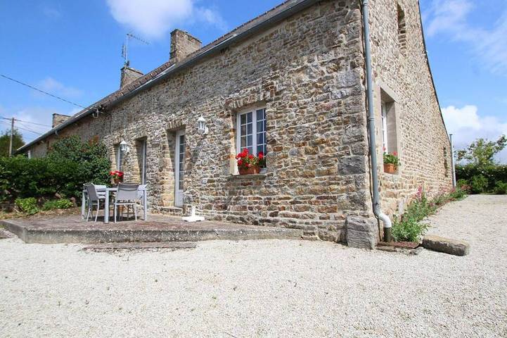 Gîte pour 6 personnes, avec Terrasse et Jardin à Saint-Maurice-en-Cotentin