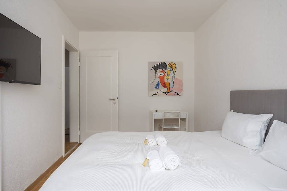 Entire apartment, Downtown Dream 2,5Br with Balcony and Style Ba,51 in Zurich, Zurich district
