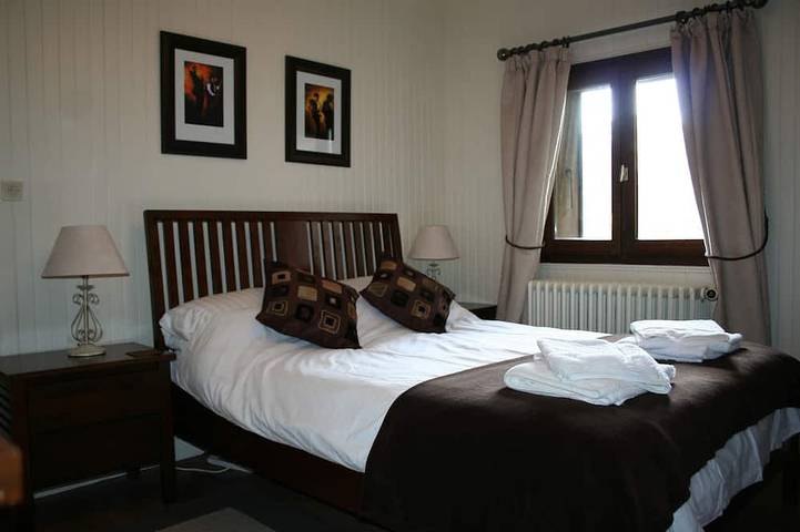 5 chambres, 3 salle de bains (10 personnes) chalet dans les Portes du Soleil avec bain à remous in Chatel, Les Portes du Soleil