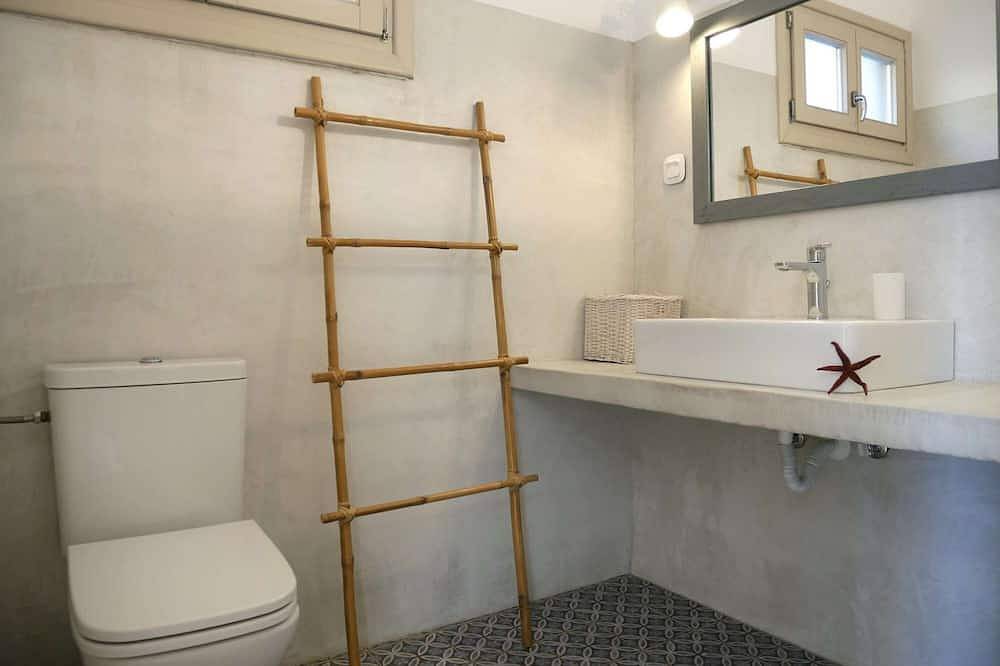 Ganze Wohnung, Apartment No. 1  # for 3 adults or 2 adults + 2 children - panorama sea view in Pilion