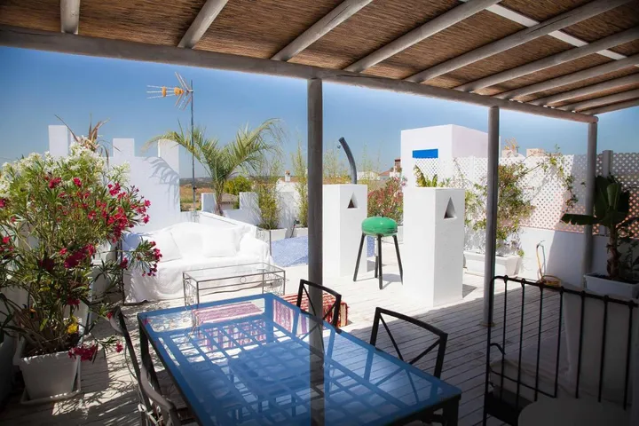 Apartamento de vacaciones para 4 personas, con piscina además de vistas y balcón - 1