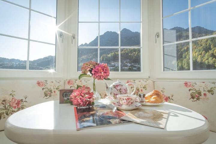Chambre d’hôte pour 2 personnes, avec Balcon et Terrasse ainsi que Jardin et Vue à Roncobello