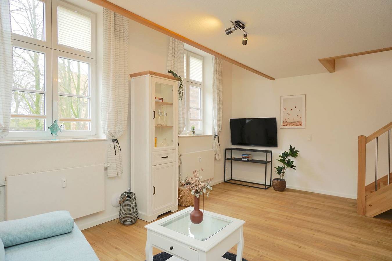 Ganze Wohnung, Ferienwohnung für bis zu drei Personen mit Blick auf den Schleswiger Dom in Schleswig, Schleswig & Umgebung