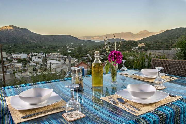 Ferienhaus für 5 Personen, mit Balkon und Terrasse sowie Garten in Kritsa