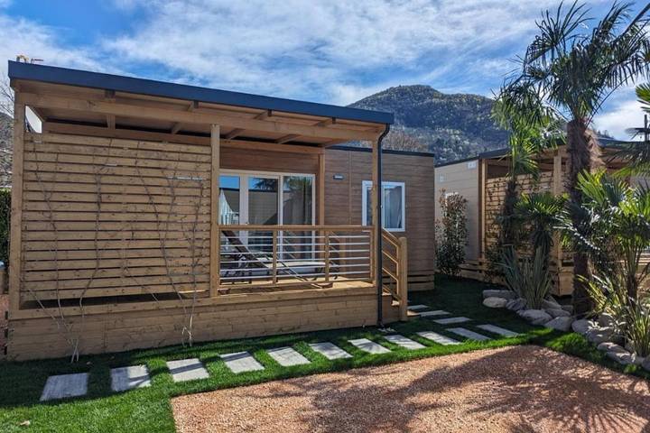 Chalet für 5 Personen, mit Balkon und Ausblick am Lago Maggiore - 2