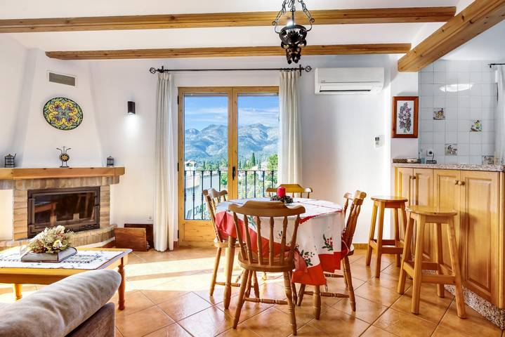 Gîte pour 6 personnes, avec jardin à Orba - 2