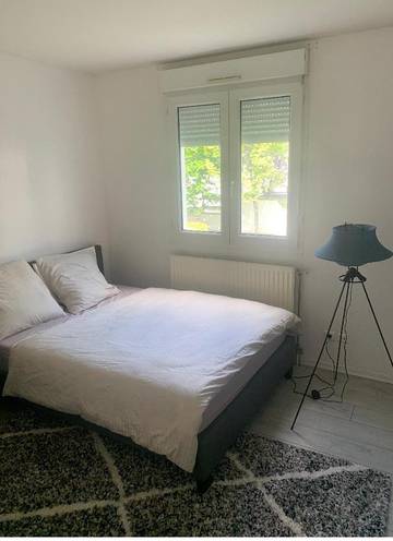 Gîte pour 2 personnes, avec jardin et vue à Bussy-Saint-Georges