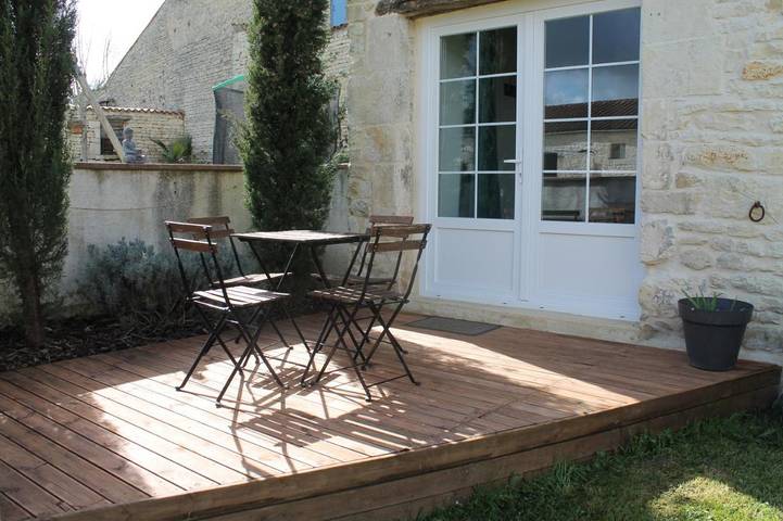 Chambre d’hôte pour 2 personnes, avec jardin ainsi que piscine et terrasse - 1