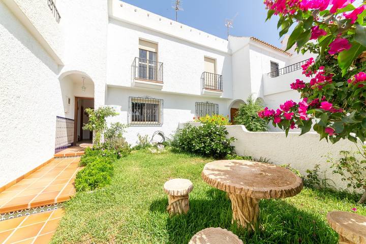 Apartamento para 5 personas, con Balcón y Jardín